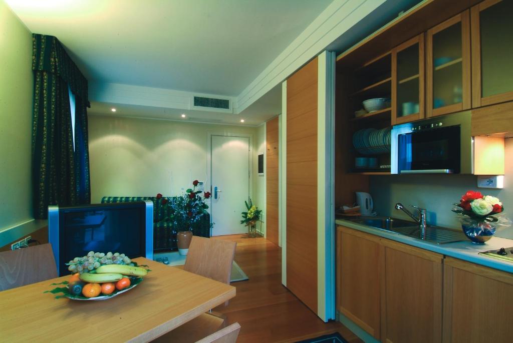 Aparthotel England Riccione Quarto foto
